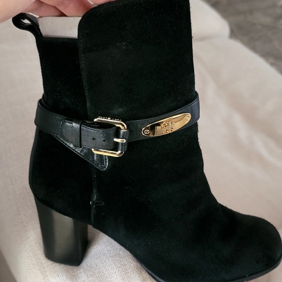 Tory burch Size 8M...Tory Burch Robynne boots... - Picture 3 of 7